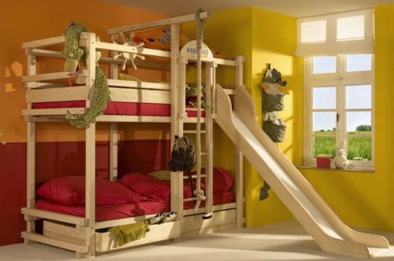 Quarto de criança com beliche