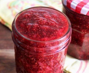 Receita: Geleia Caseira de Morango e Chia